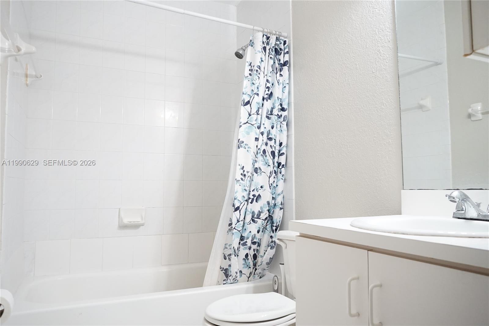 331 Nw 82nd Avenue 1303 Property Photo 2