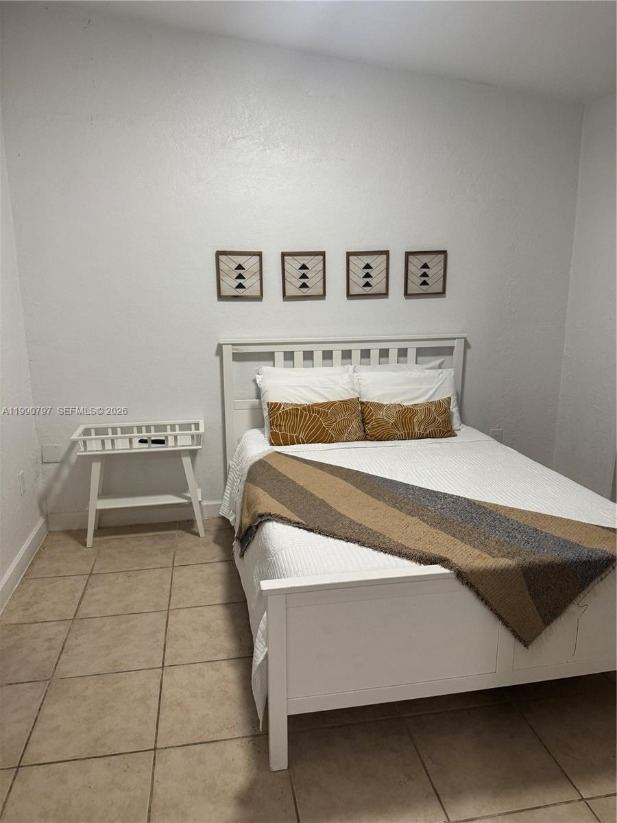 6126 Sw 61st Street Property Photo 5