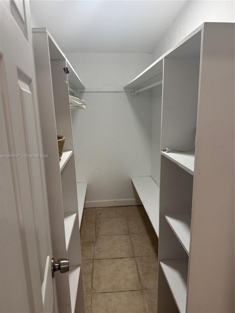 6126 Sw 61st Street Property Photo 7