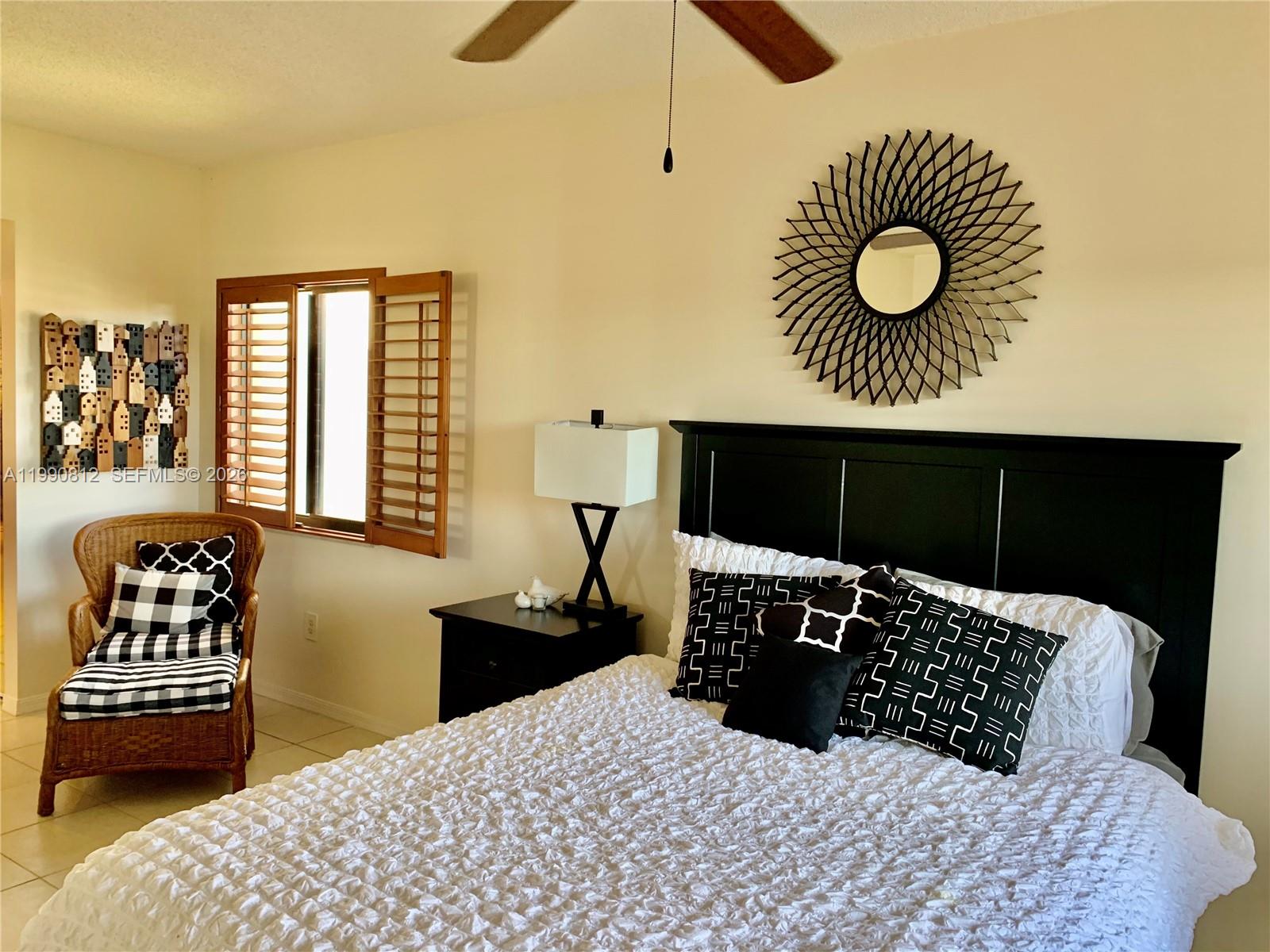 2105 Lavers Circle 501 Property Photo 16