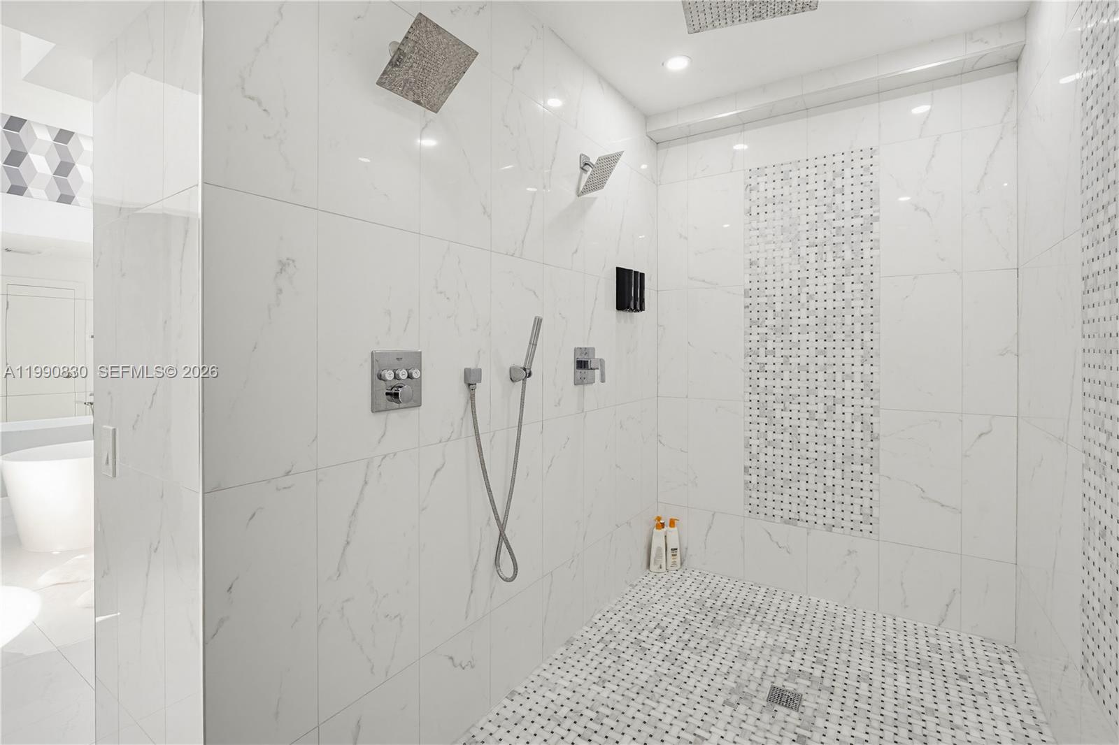 14401 Sunset Lane Property Photo 45