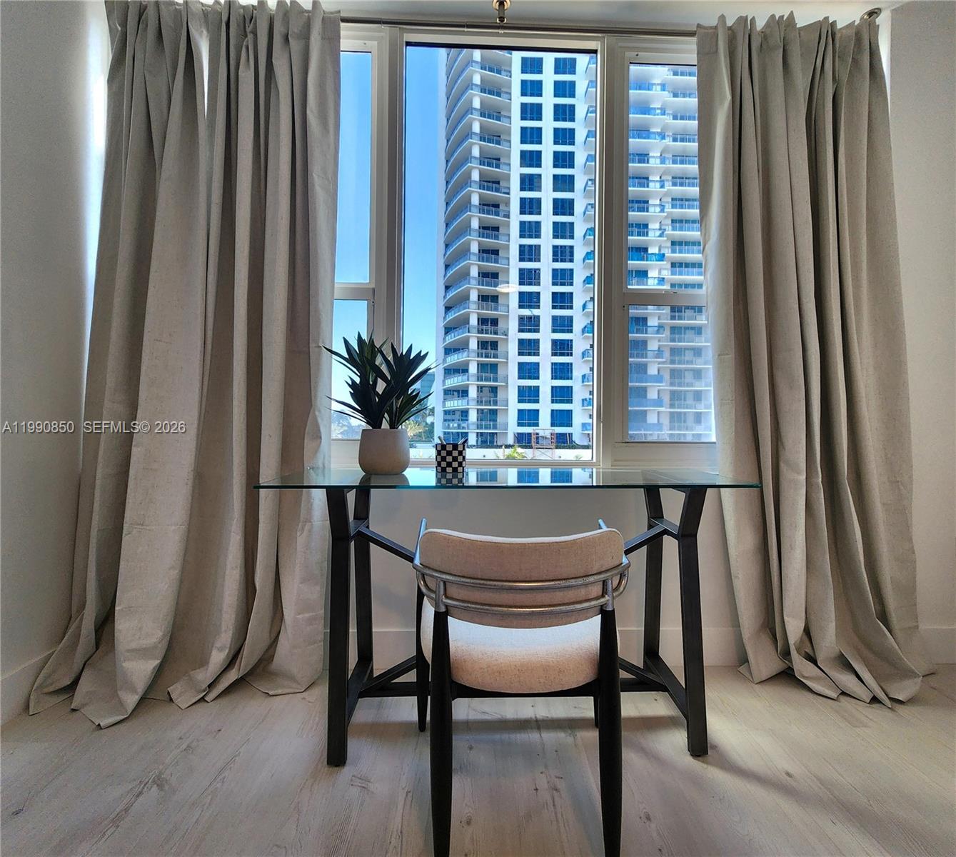 3505 S Ocean Drive 515 Property Photo 12