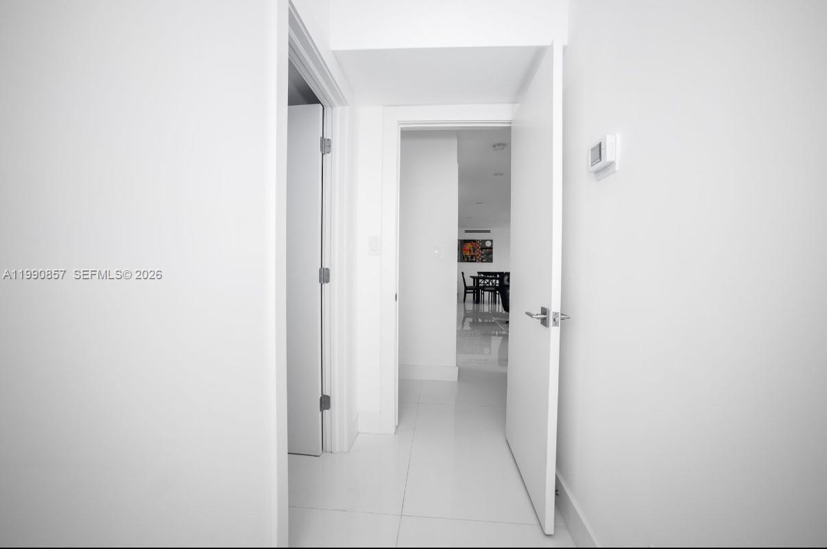 5600 Collins Avenue 14k Property Photo 20