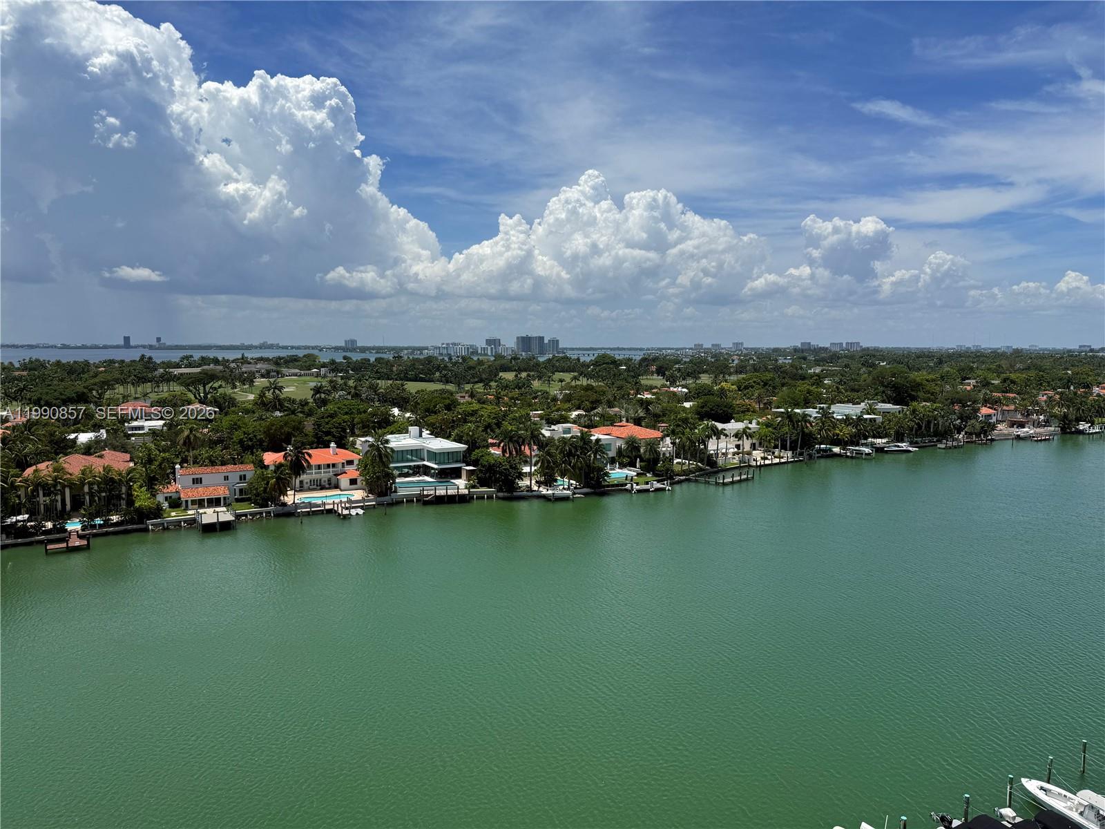 5600 Collins Avenue 14k Property Photo 37