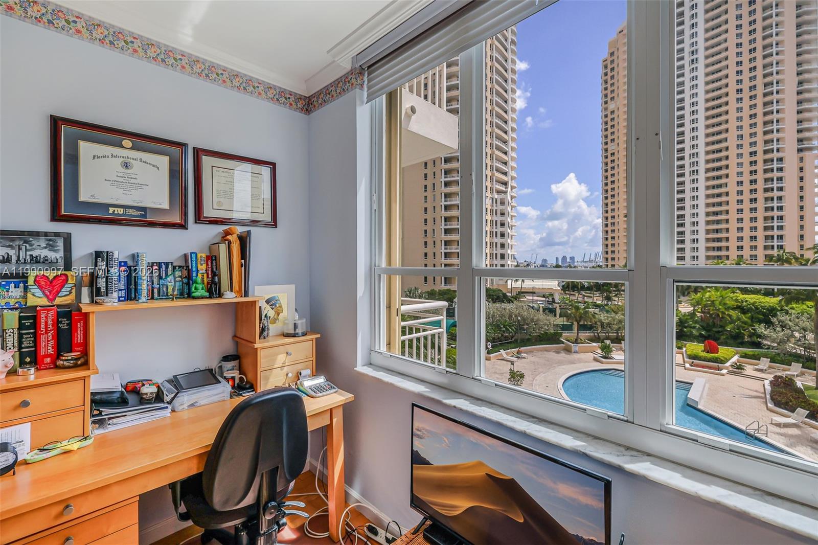 888 Brickell Key Drive 807 Property Photo 27
