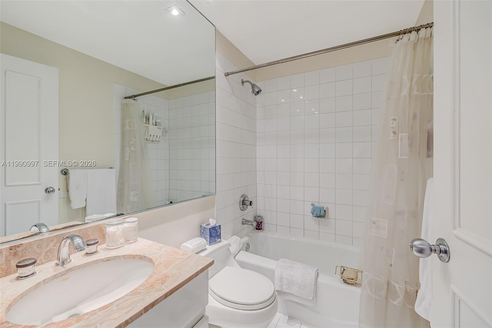 888 Brickell Key Drive 807 Property Photo 29