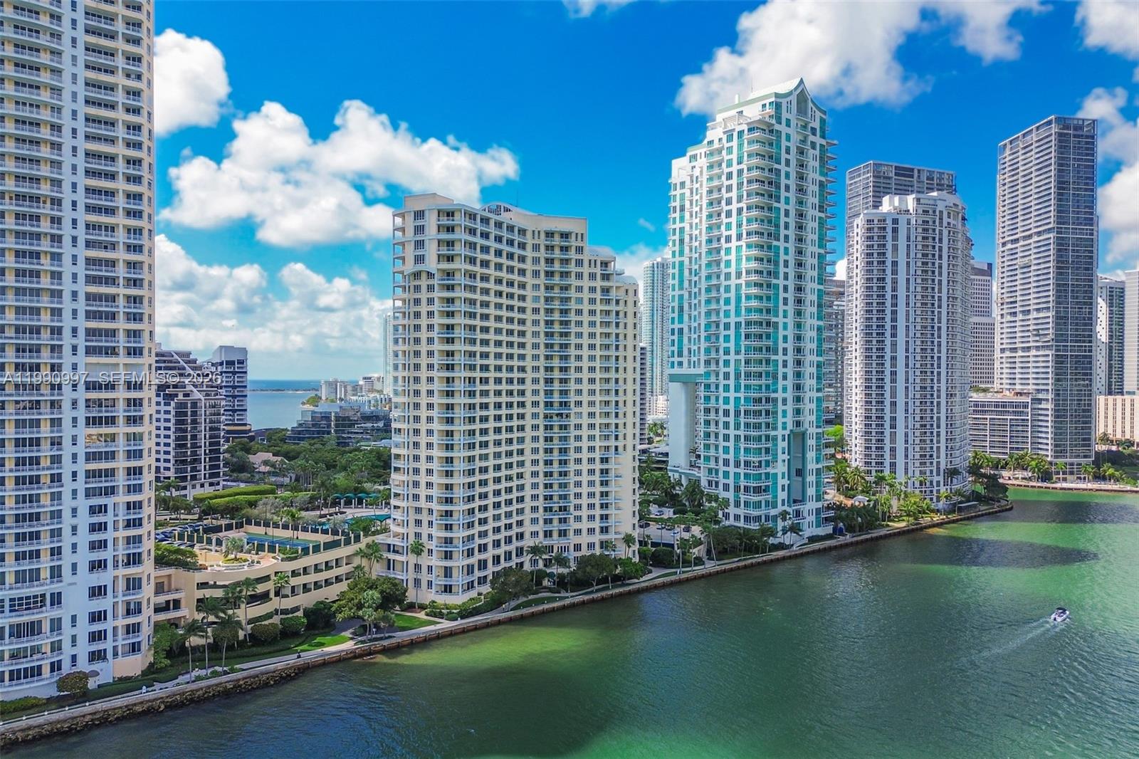888 Brickell Key Drive 807 Property Photo 54