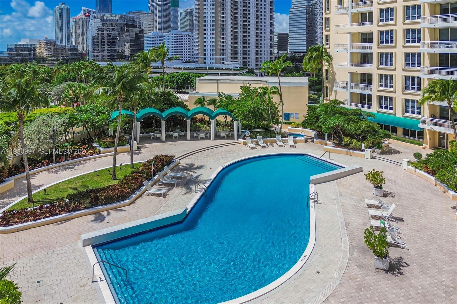 888 Brickell Key Drive 807 Property Photo 57