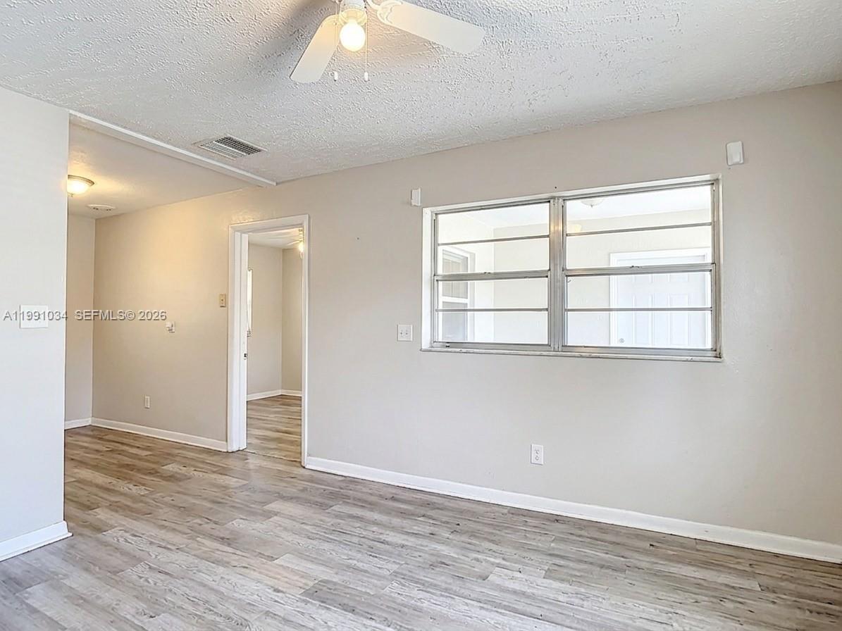627 Washington Avenue Property Photo 10