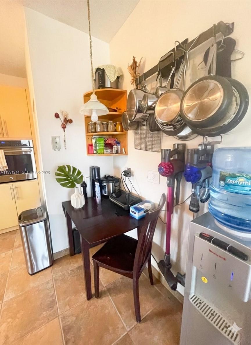 9008 Collins Avenue 402 Property Photo 18