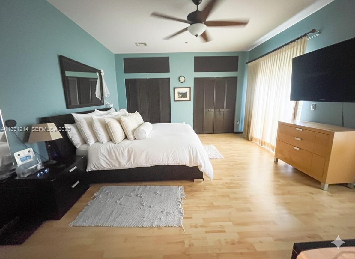 9008 Collins Avenue 402 Property Photo 25
