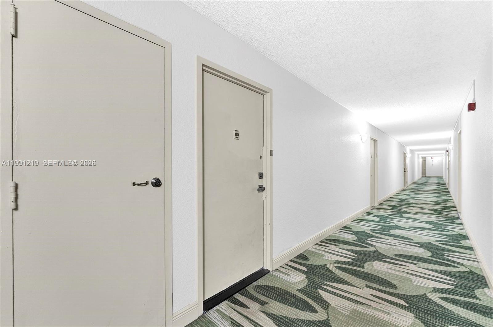 1000 Parkview Drive 720 Property Photo 31