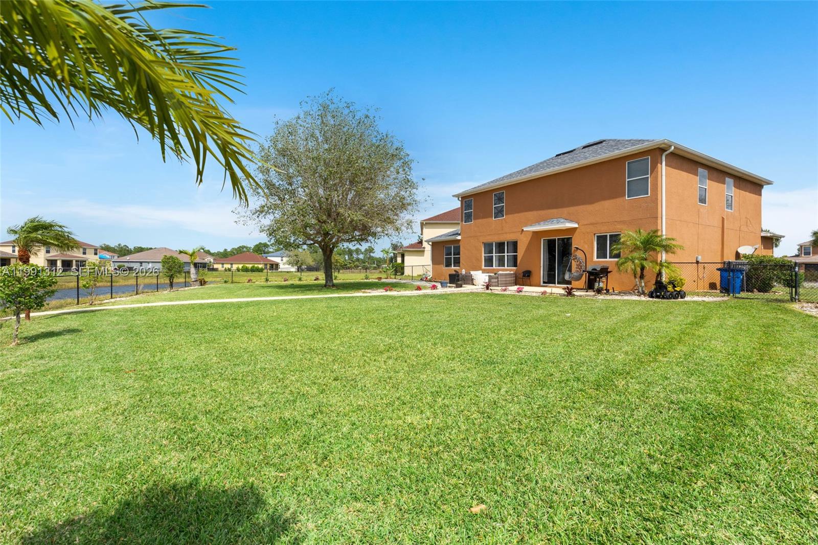 8130 Blue Daze Court Property Photo 36