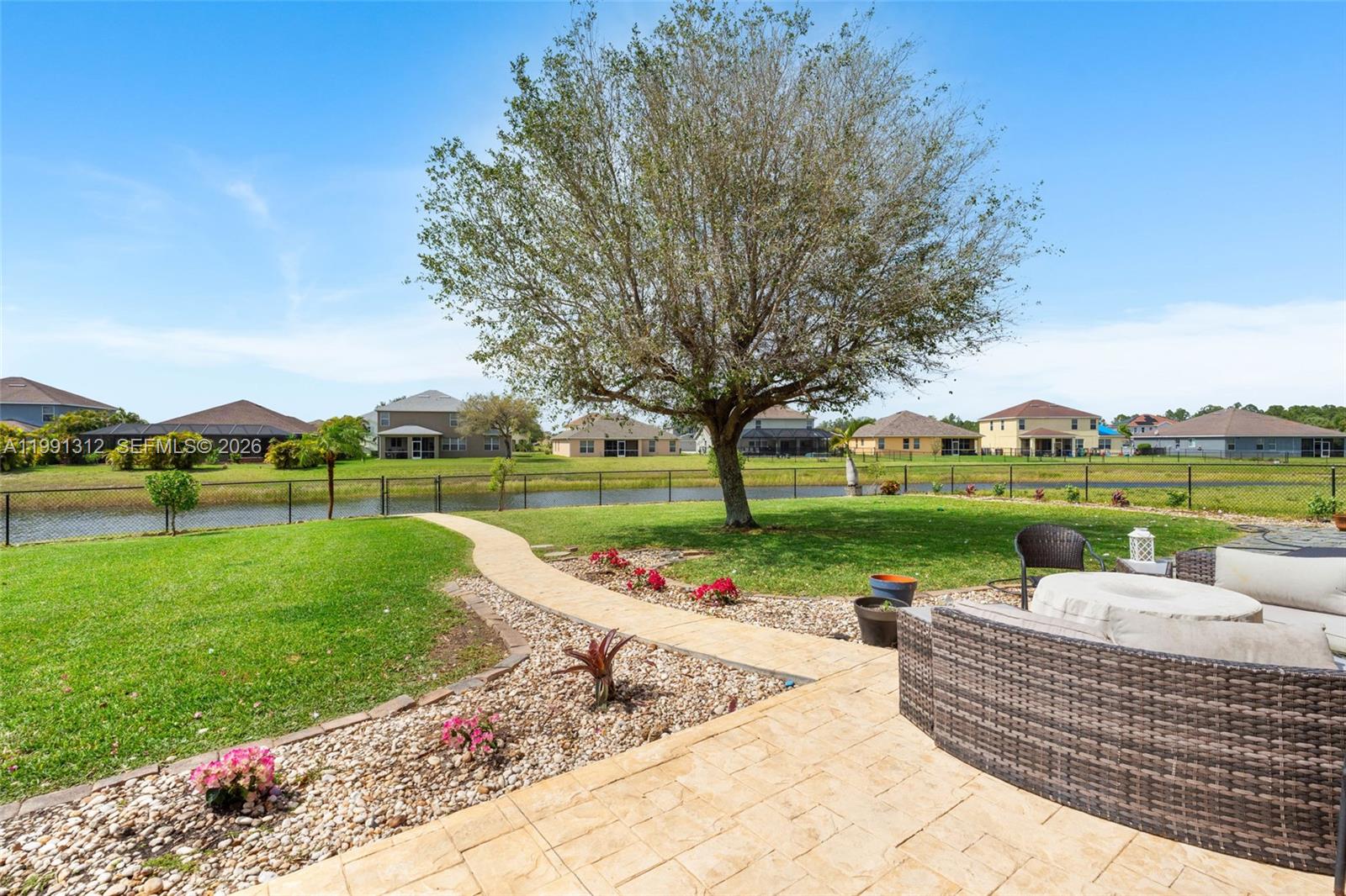 8130 Blue Daze Court Property Photo 38