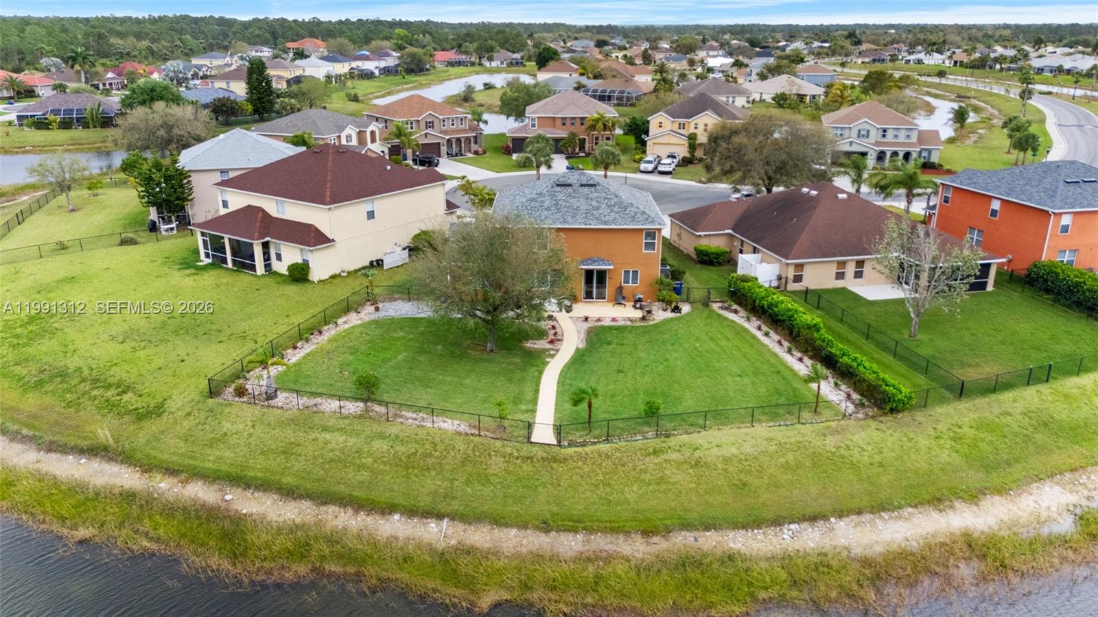 8130 Blue Daze Court Property Photo 43
