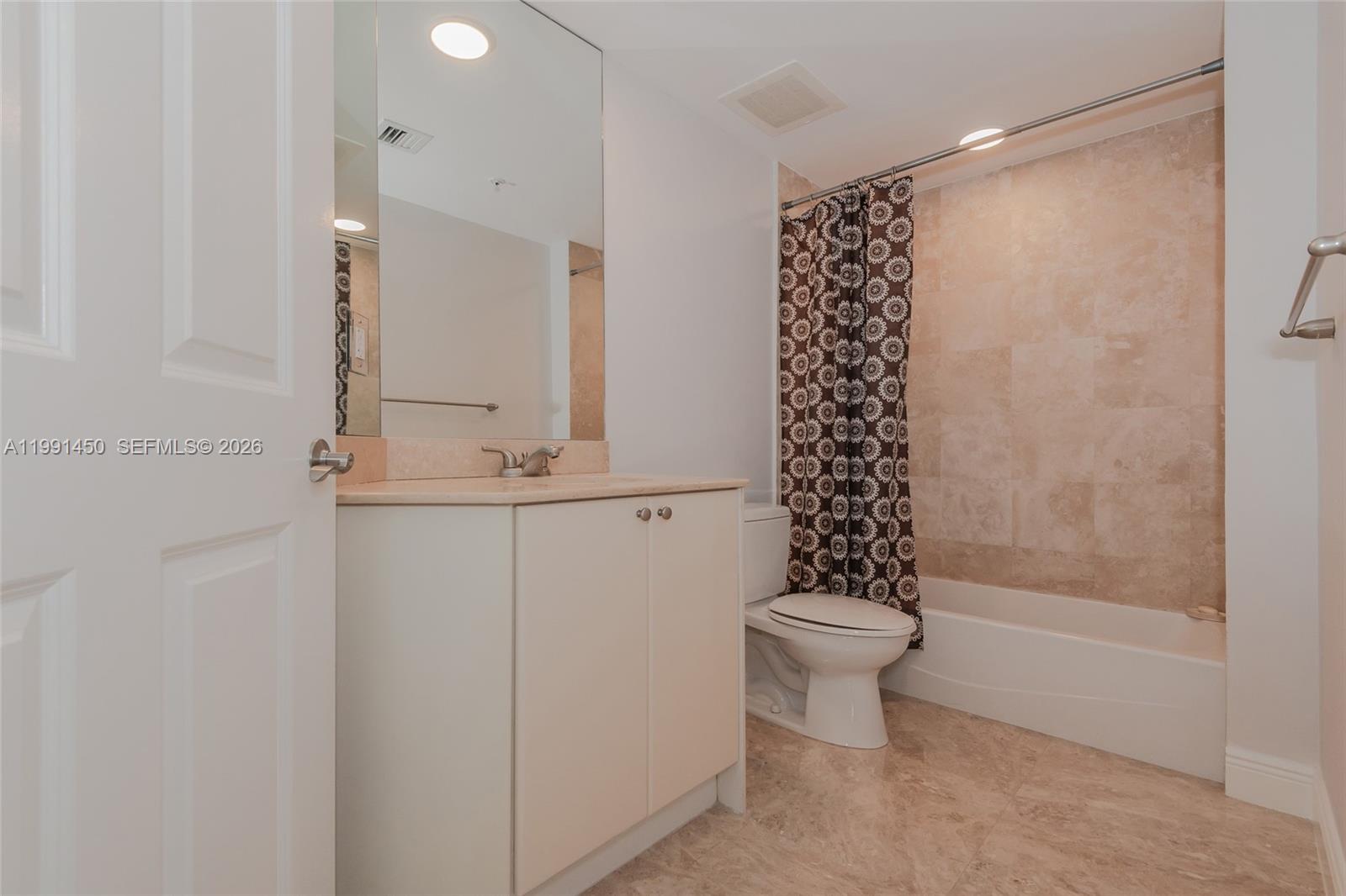 1755 E Hallandale Beach Boulevard 1407e Property Photo 13