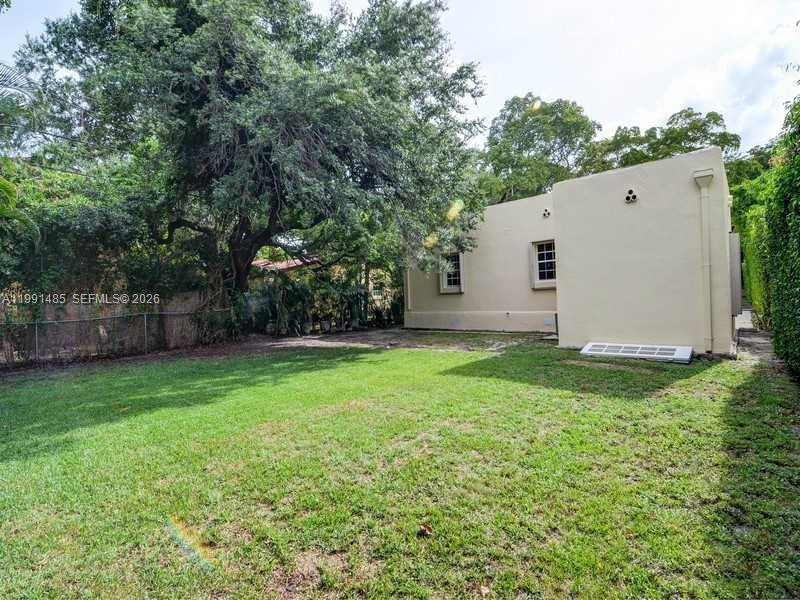 A11991485 Property Photo 7