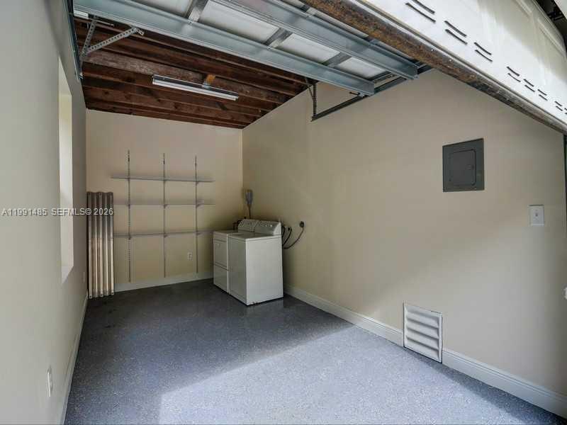 A11991485 Property Photo 8