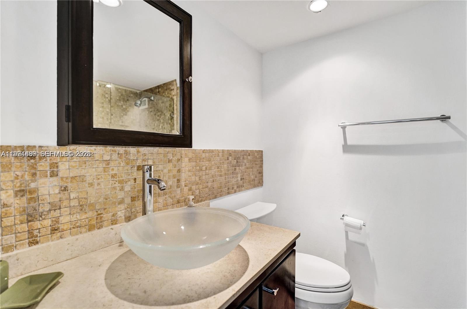 5151 Collins Avenue 1035 Property Photo 21