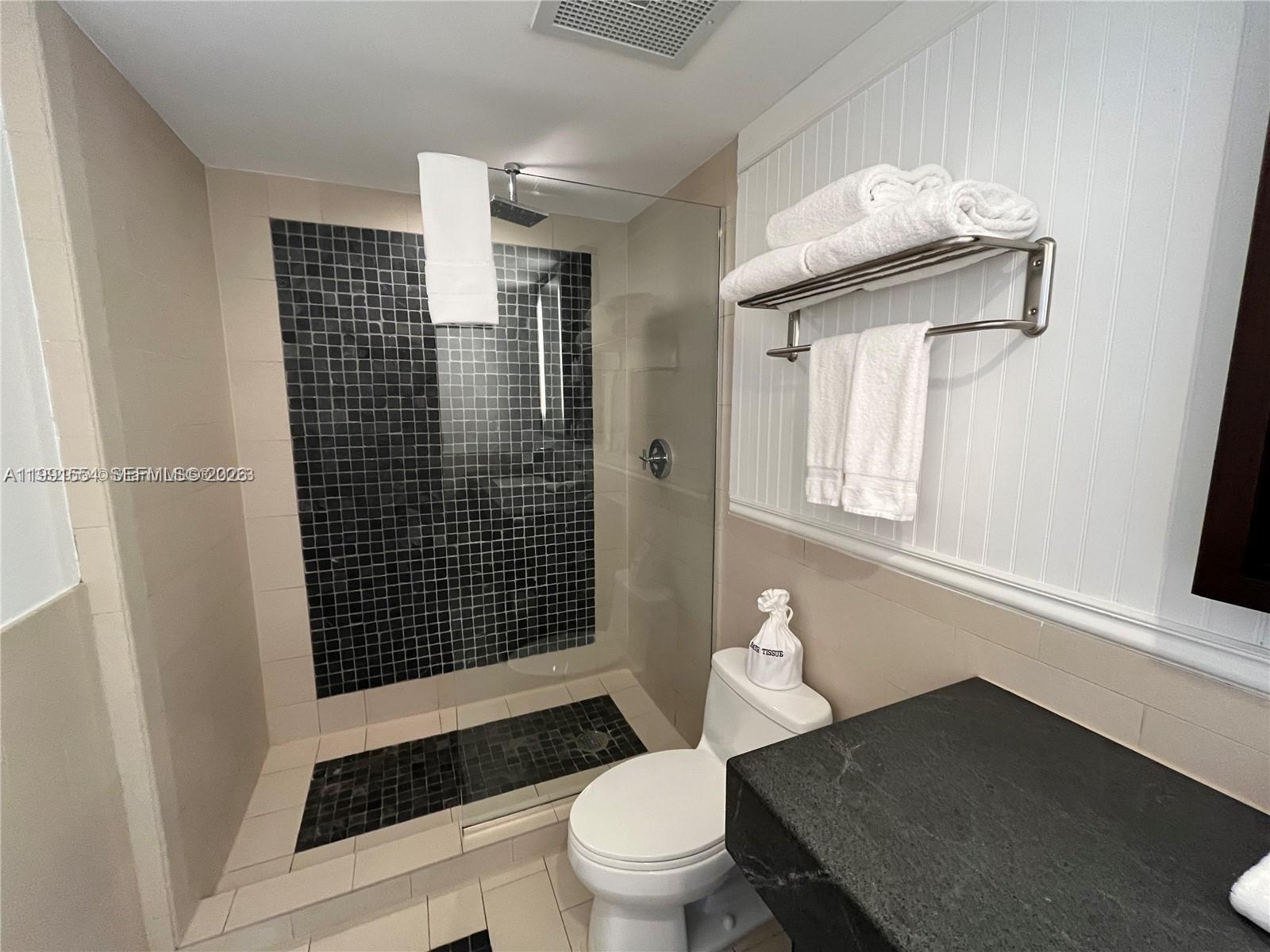 17315 Collins Avenue 1501 Property Photo 9