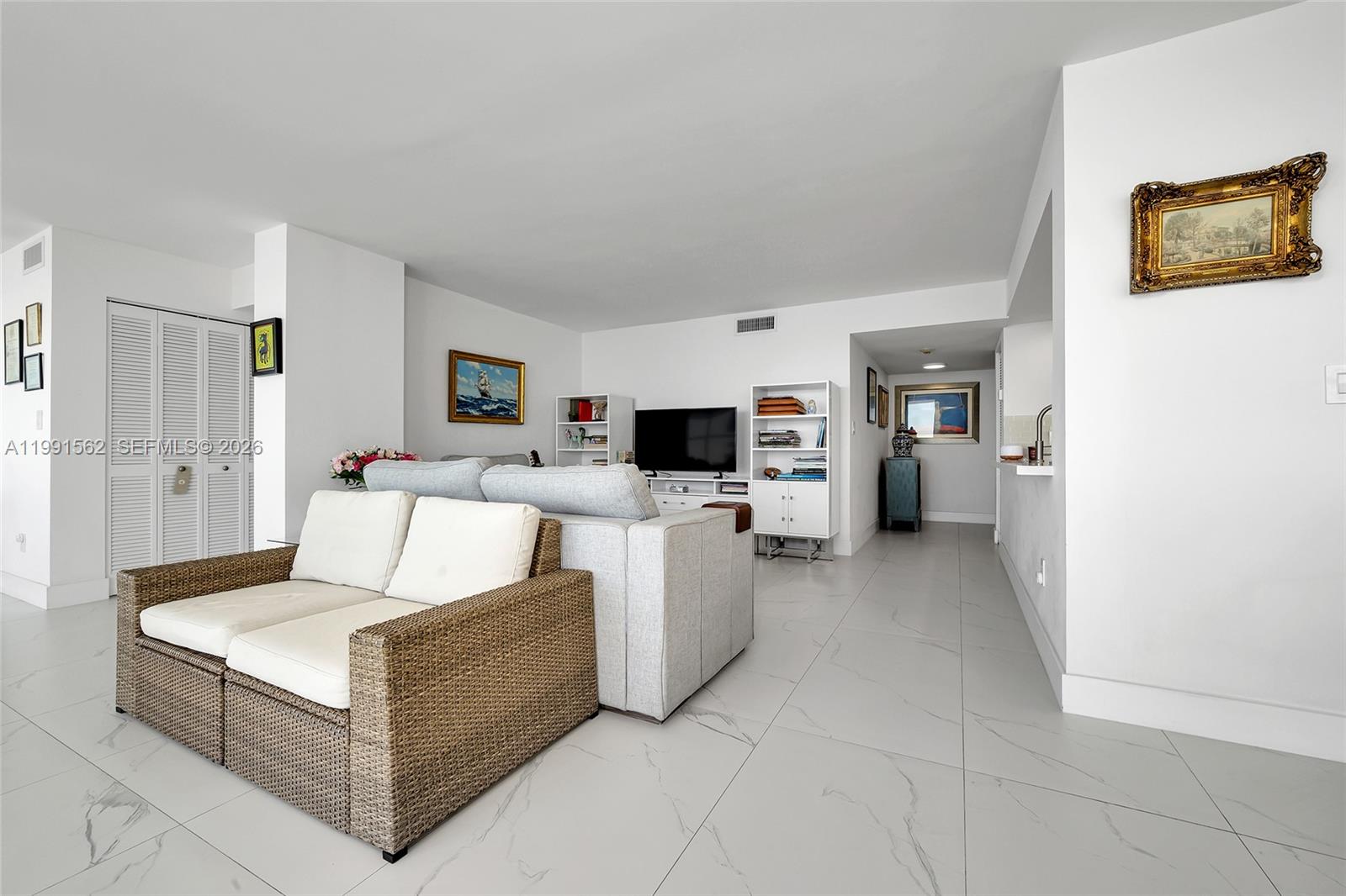1420 Brickell Bay Drive 1003a Property Photo 8
