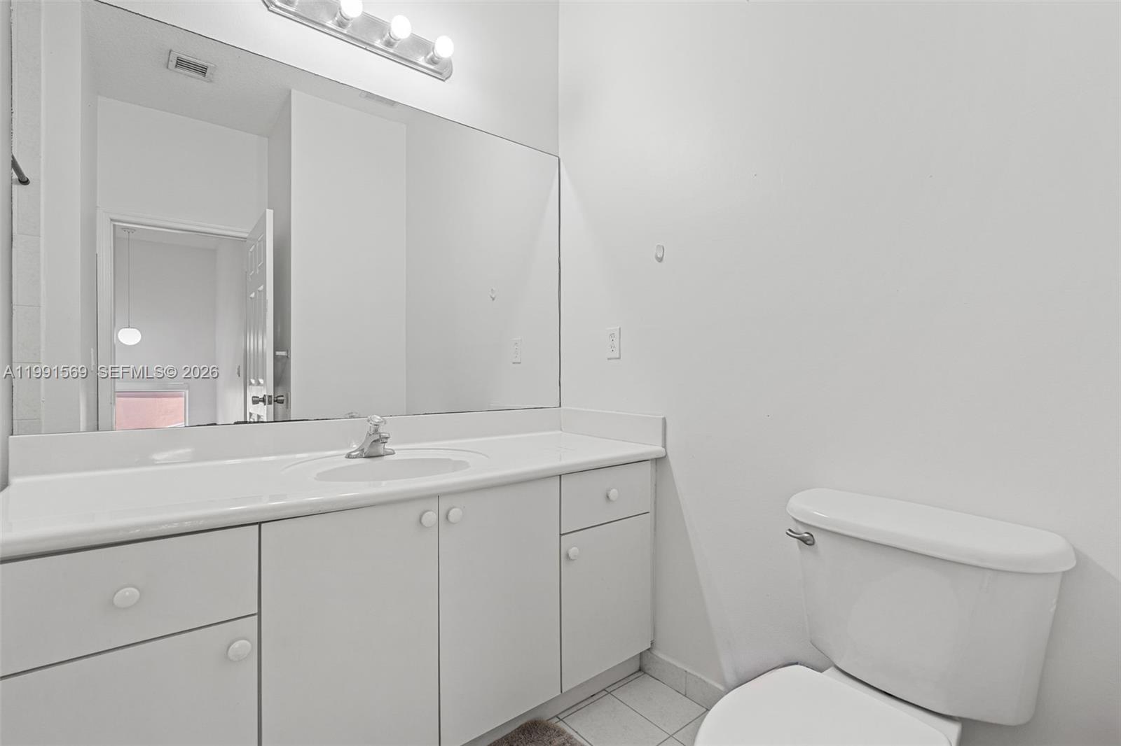 4914 Sailboat Drive 4610 Property Photo 11