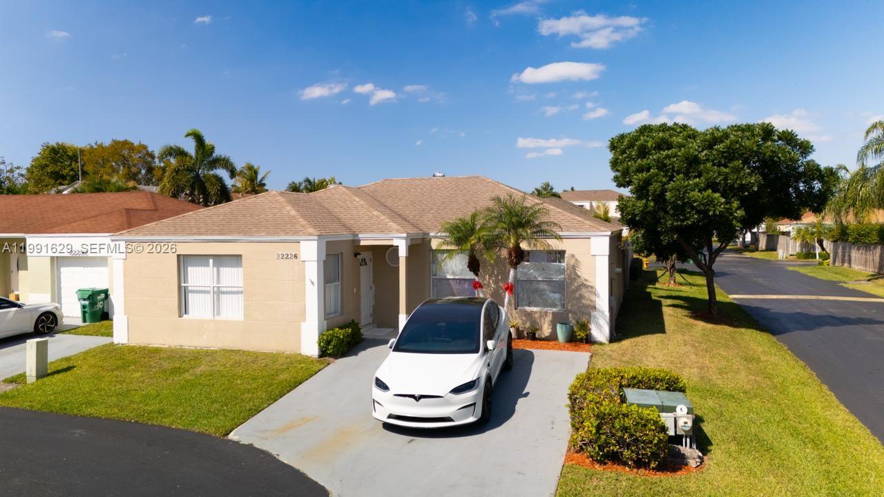 22226 Sw 98th Place Property Photo 1