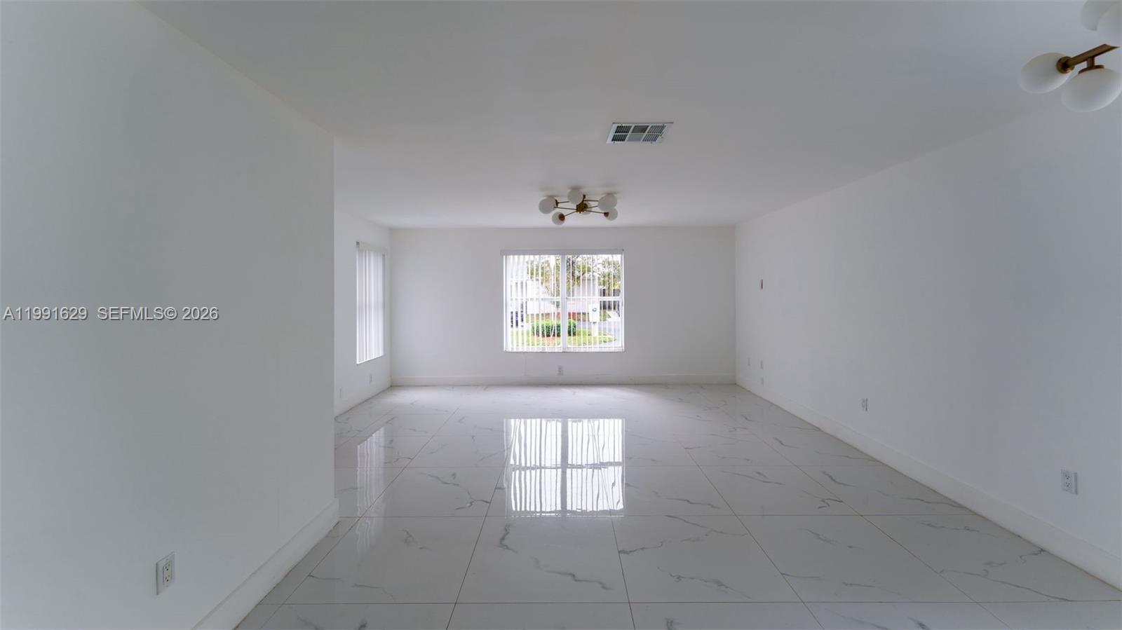 22226 Sw 98th Place Property Photo 5