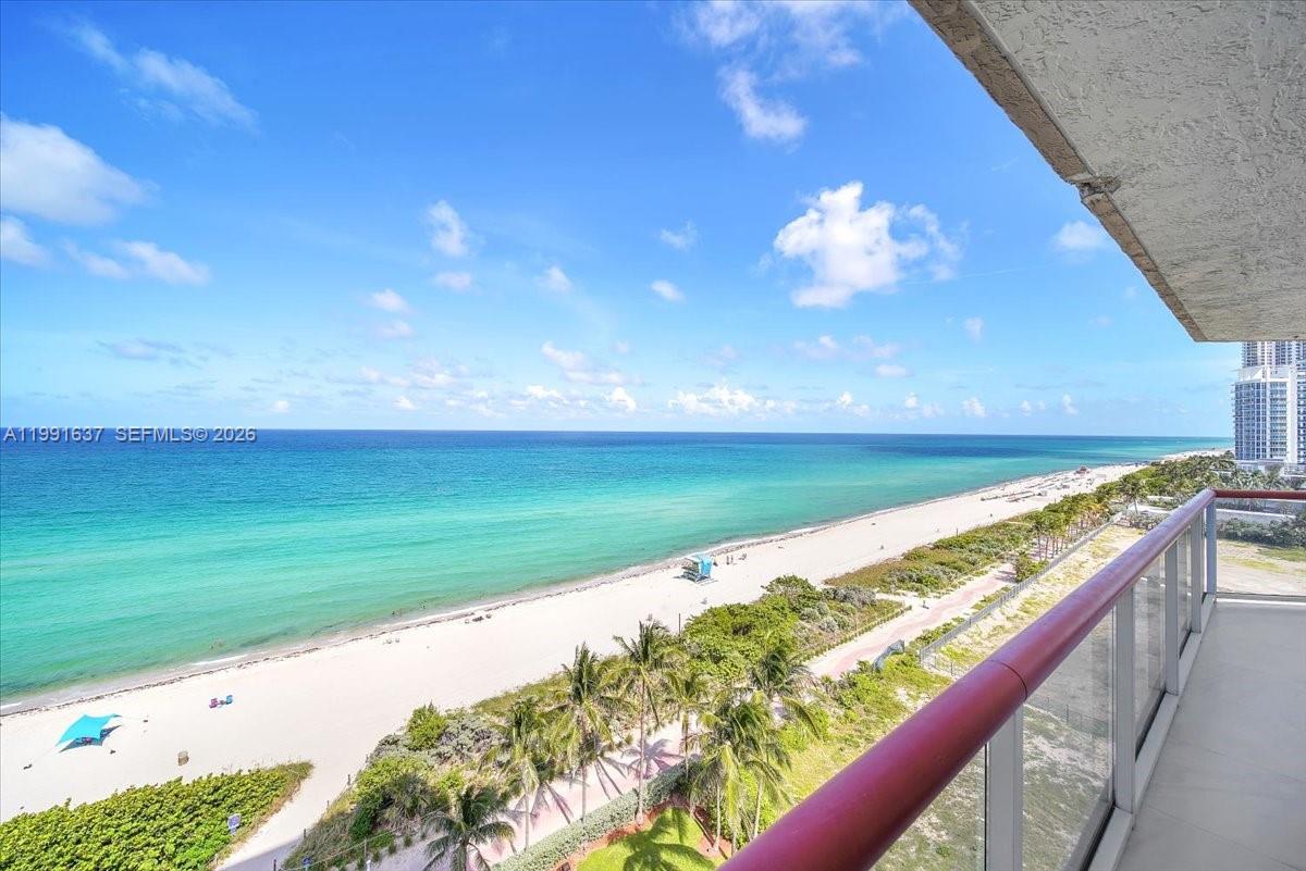 6767 Collins Avenue 1110 Property Photo 25