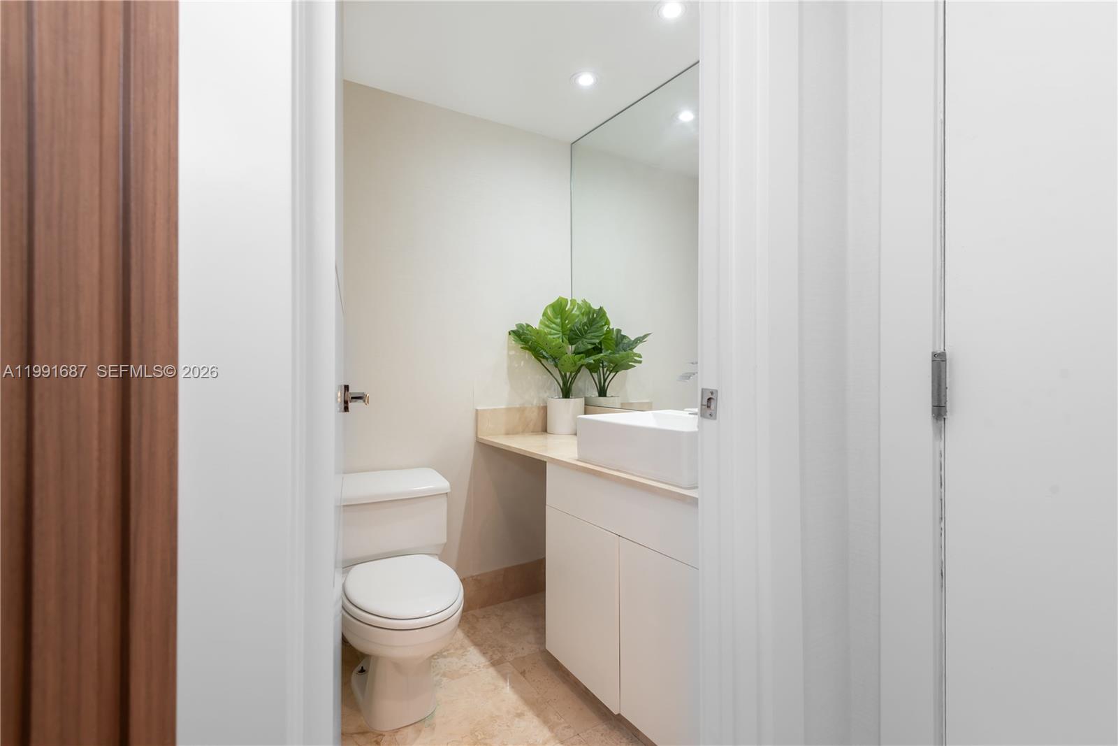 701 Brickell Key Boulevard 1912 Property Photo 13