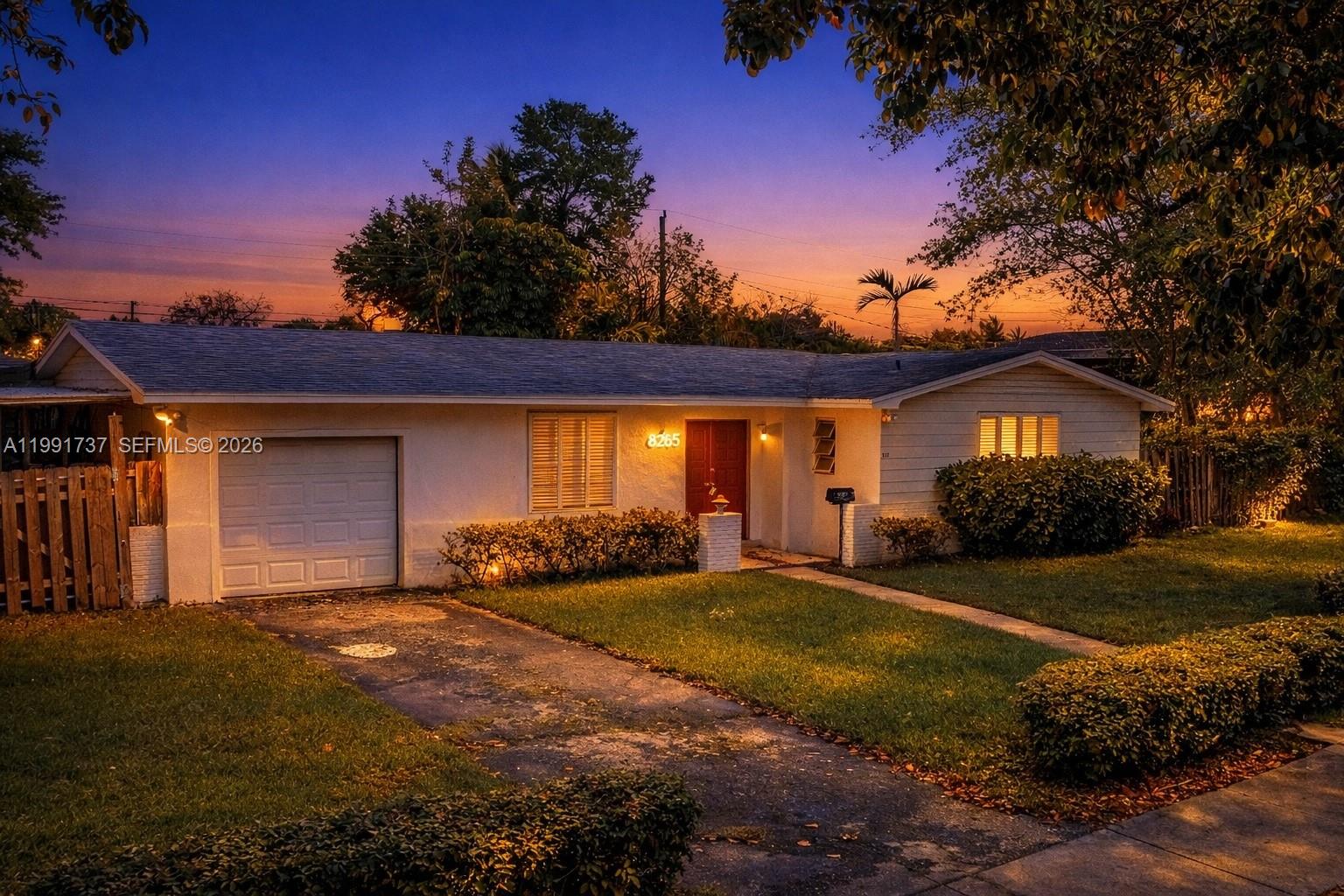 8285 Sw 104th Street Property Photo 1