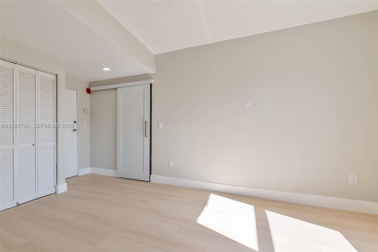 694 Ne 76th Street 6 Property Photo 11