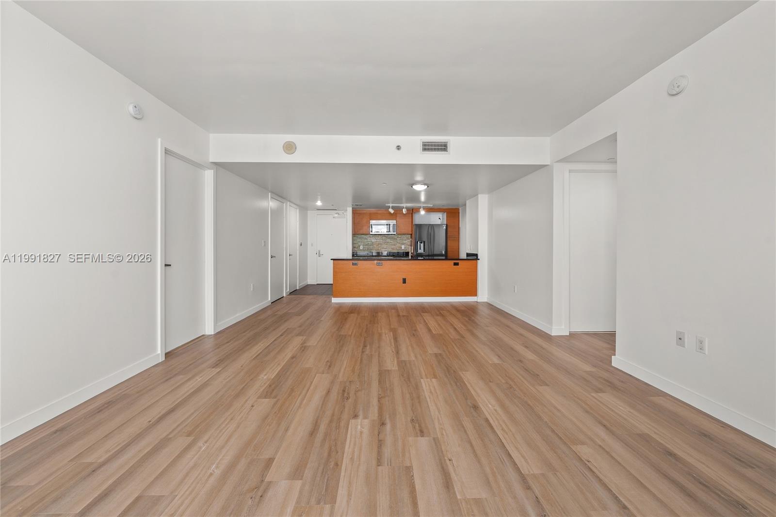 50 Biscayne Boulevard 4111 Property Photo 2