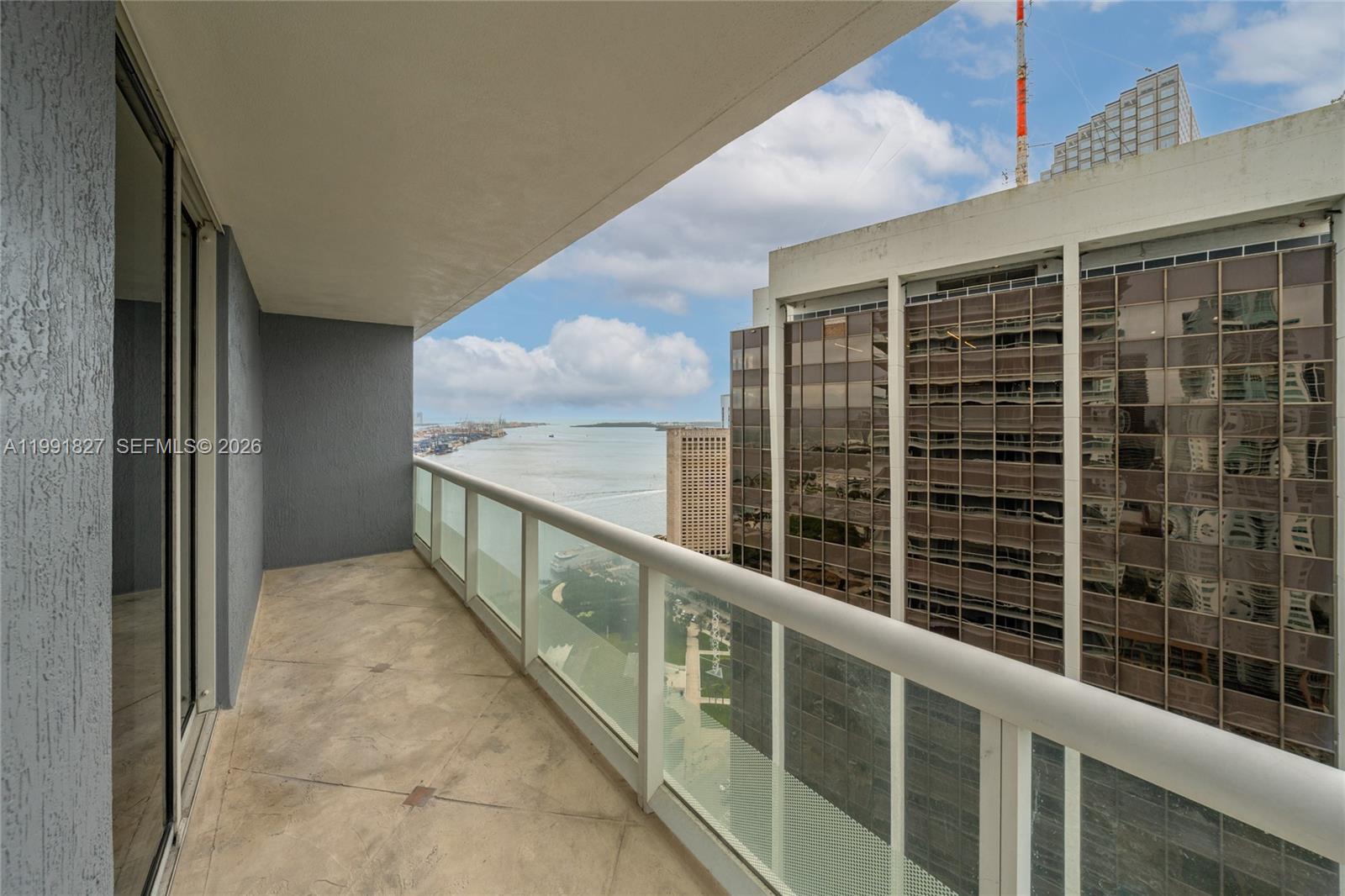50 Biscayne Boulevard 4111 Property Photo 9