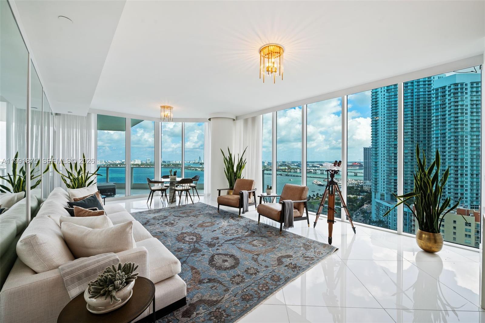 2020 N Bayshore Drive 2502 Property Photo 1