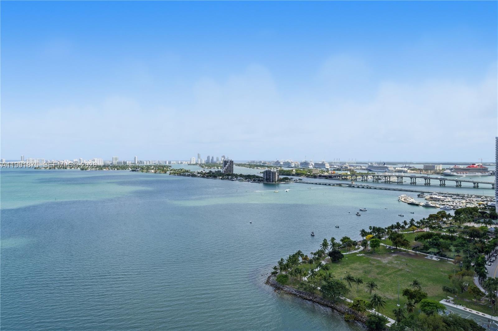 2020 N Bayshore Drive 2502 Property Photo 2