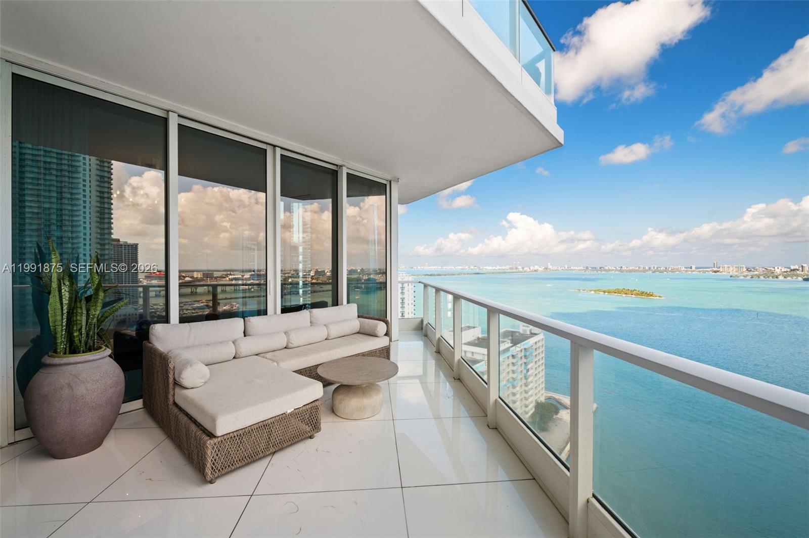 2020 N Bayshore Drive 2502 Property Photo 14