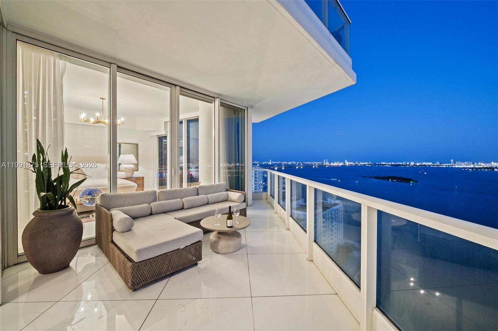 2020 N Bayshore Drive 2502 Property Photo 18