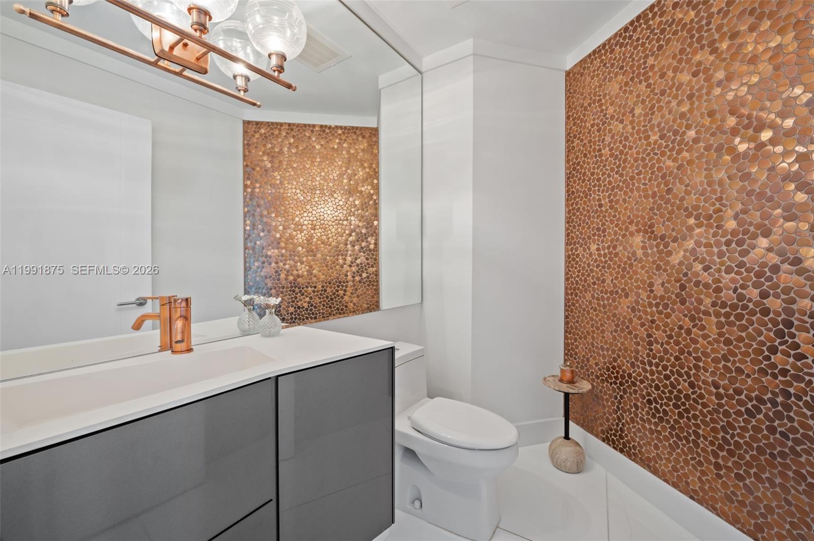 2020 N Bayshore Drive 2502 Property Photo 33