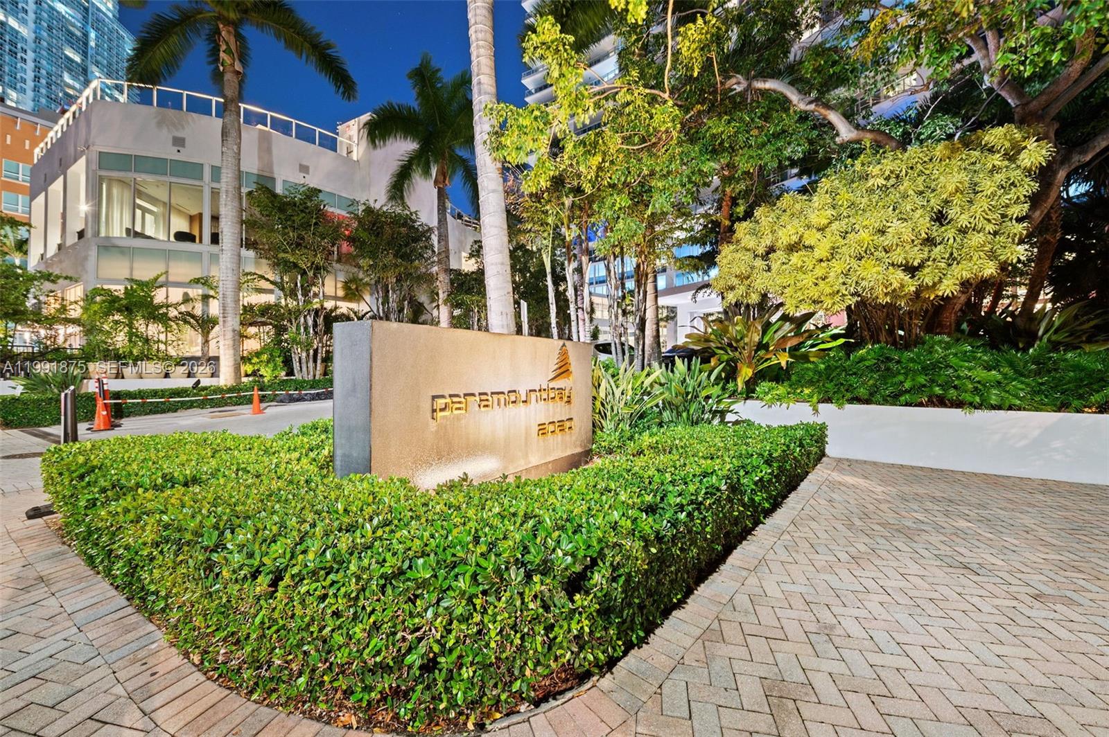 2020 N Bayshore Drive 2502 Property Photo 46