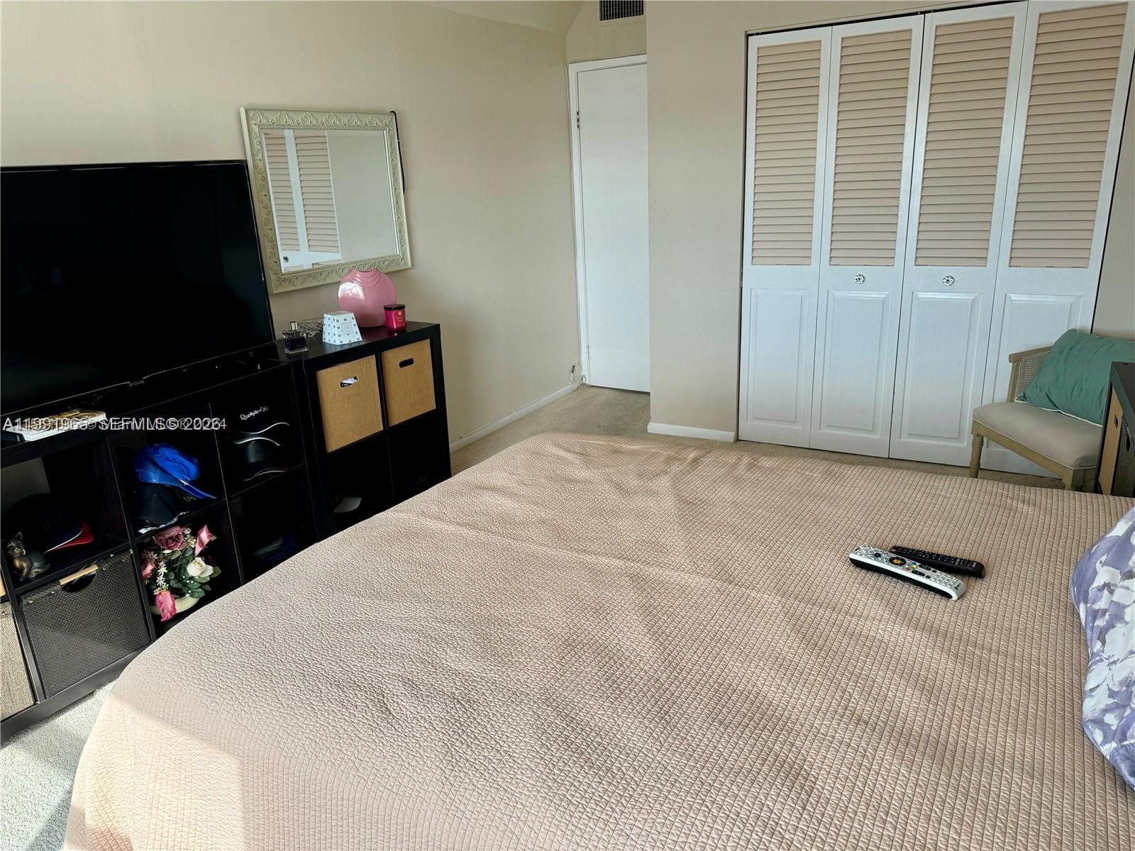 400 Kings Point Drive 609 Property Photo 17