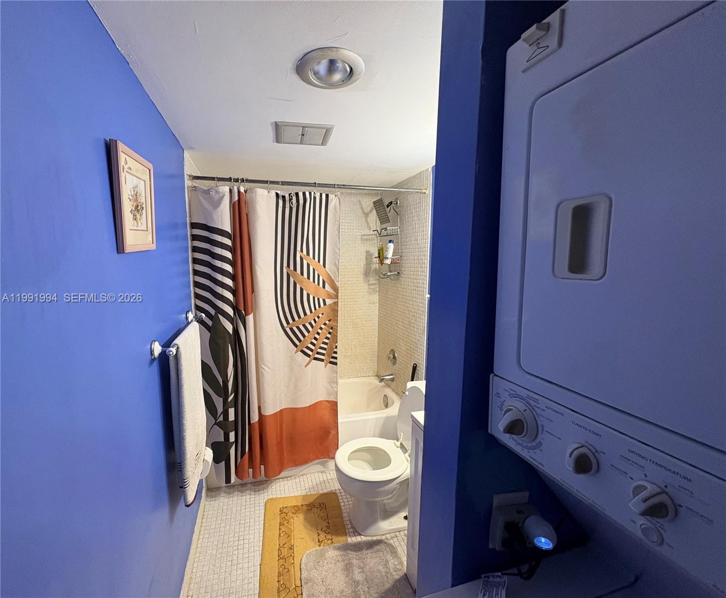 4152 Inverrary Drive 303 Property Photo 4