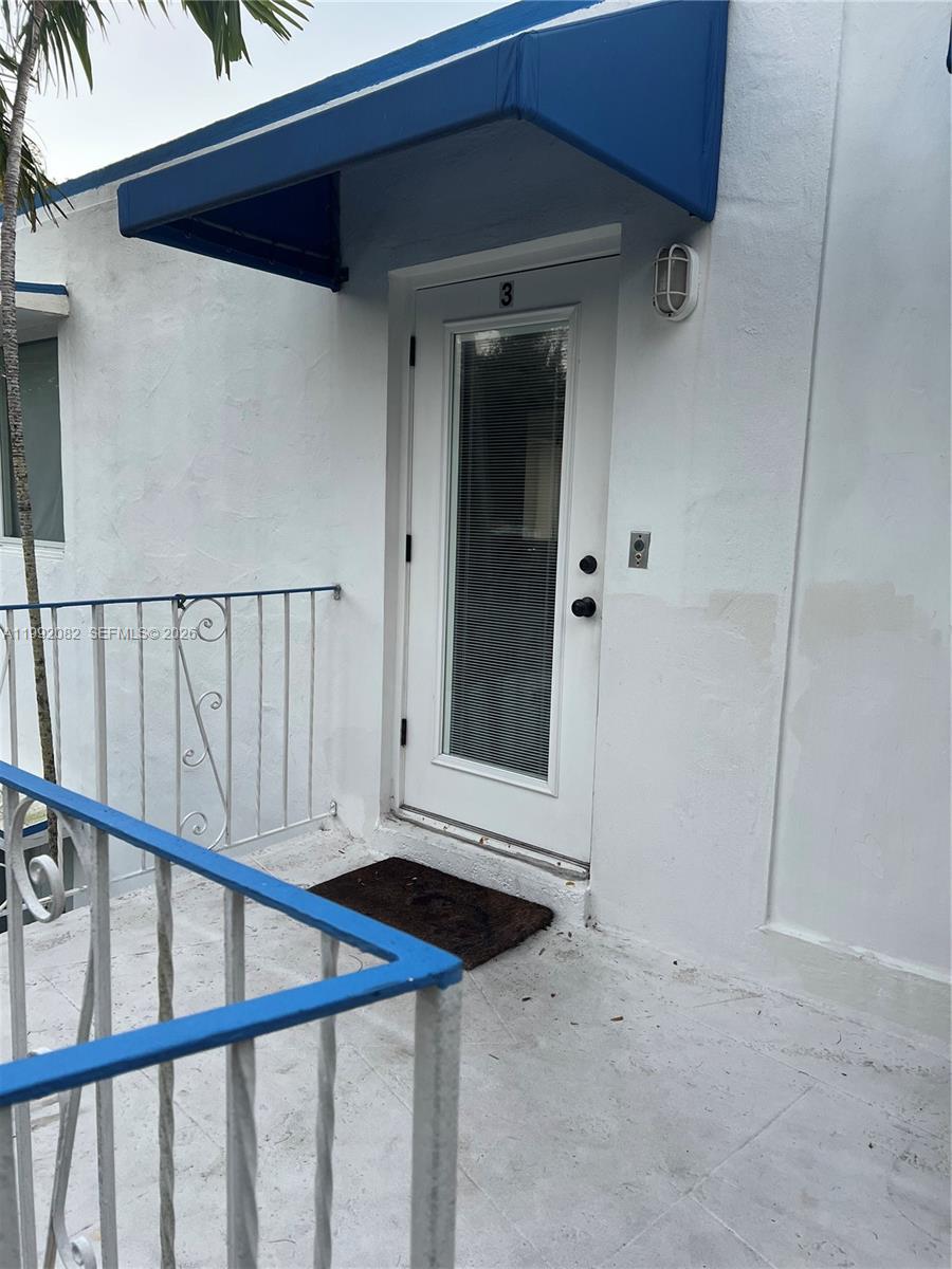 225 Se 16th Avenue 3 Property Photo 3