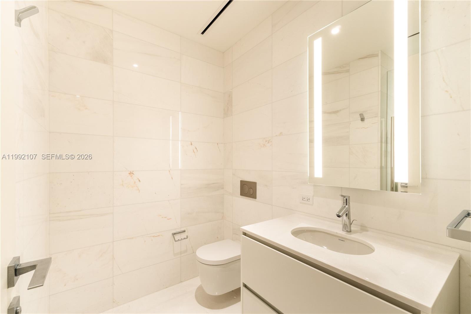 300 Biscayne Boulevard Way 2103c Property Photo 10