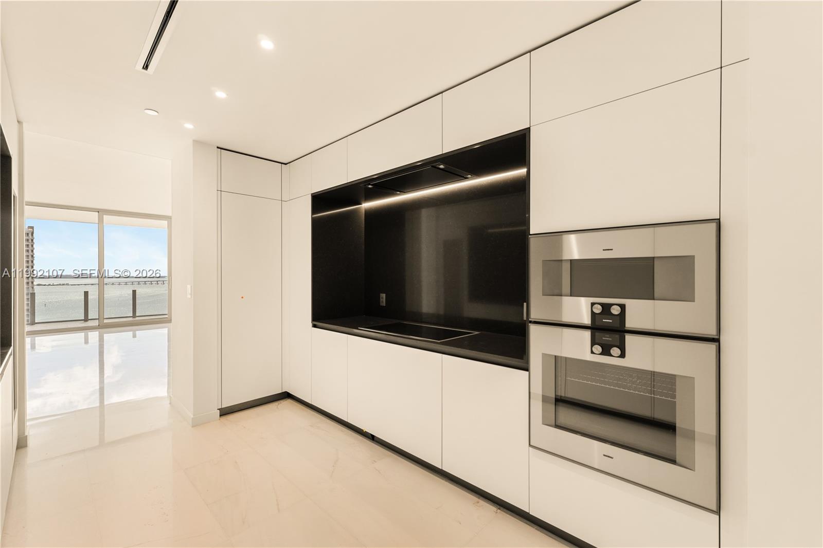 300 Biscayne Boulevard Way 2103c Property Photo 12