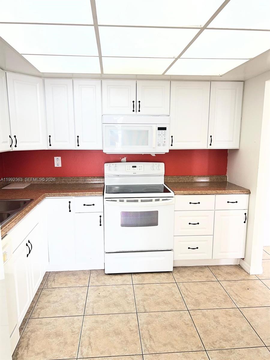 18011 Biscayne Boulevard 903 Property Photo 3