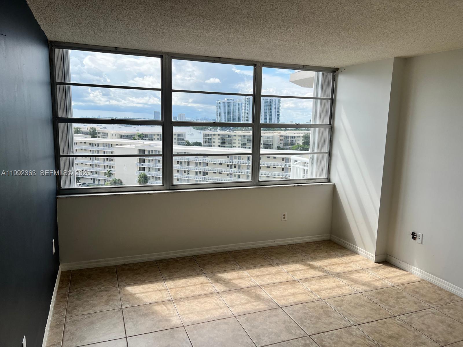 18011 Biscayne Boulevard 903 Property Photo 10