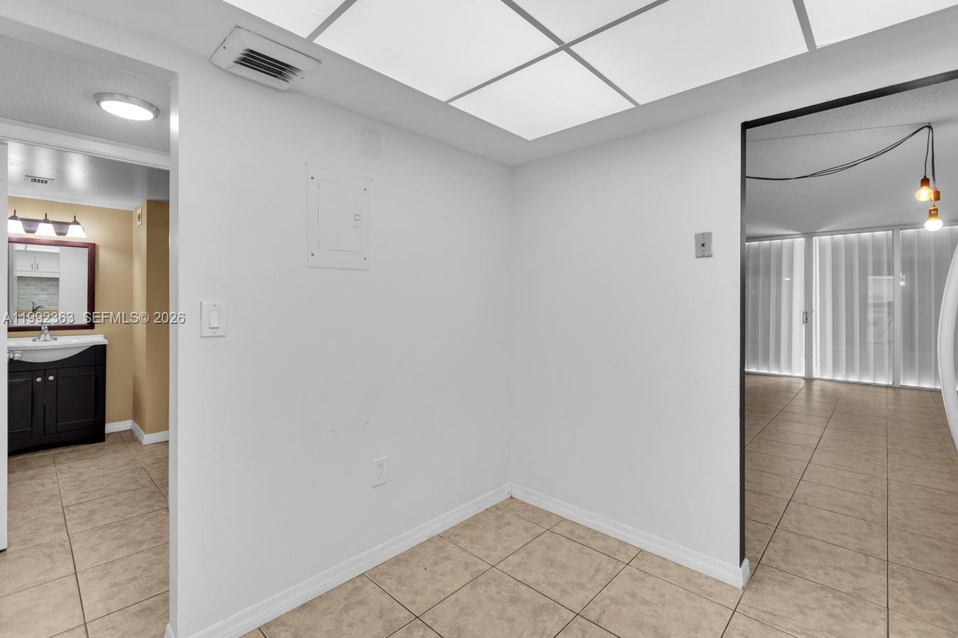 18011 Biscayne Boulevard 903 Property Photo 14