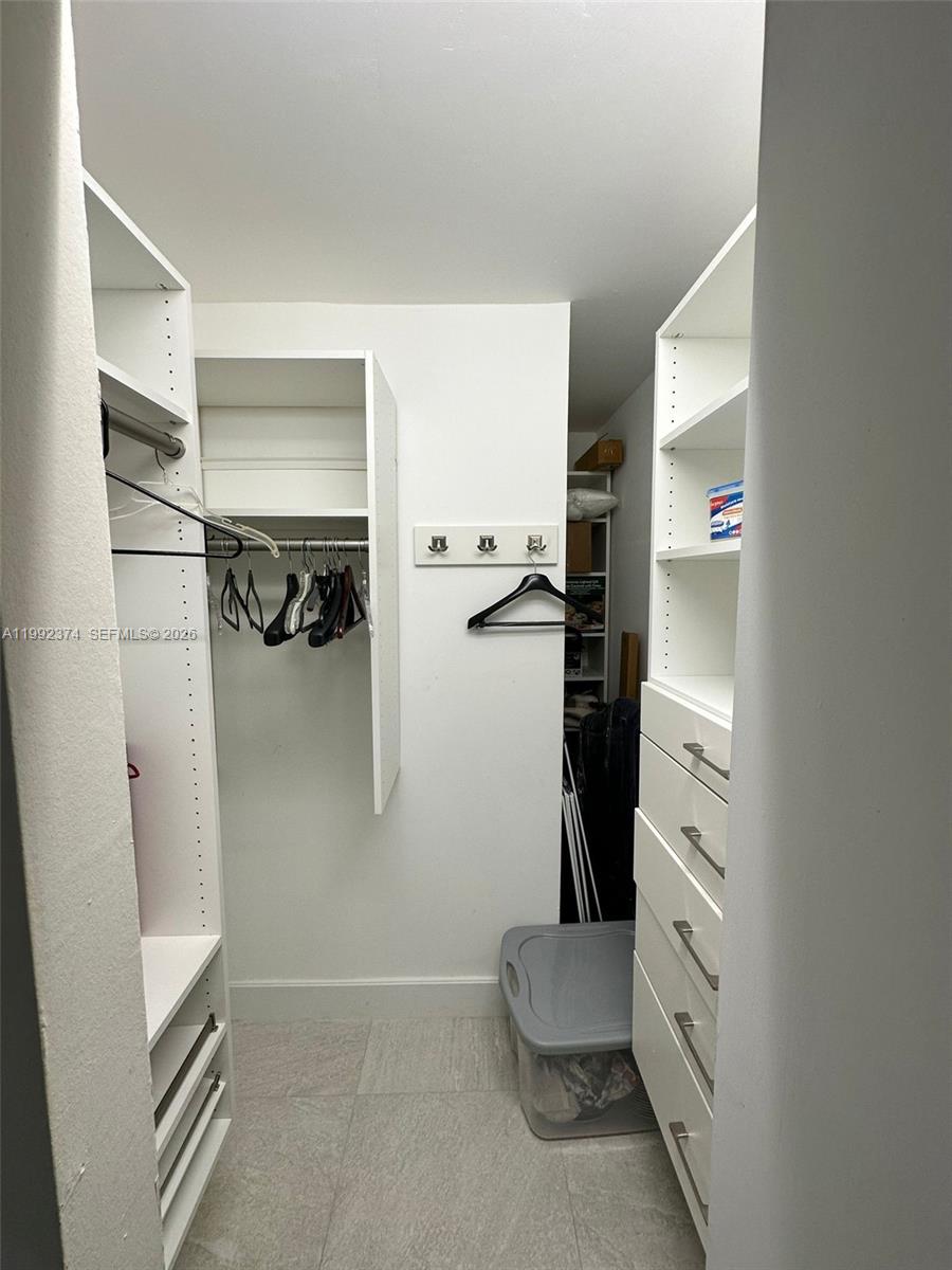 2751 S Ocean Drive 508s Property Photo 12
