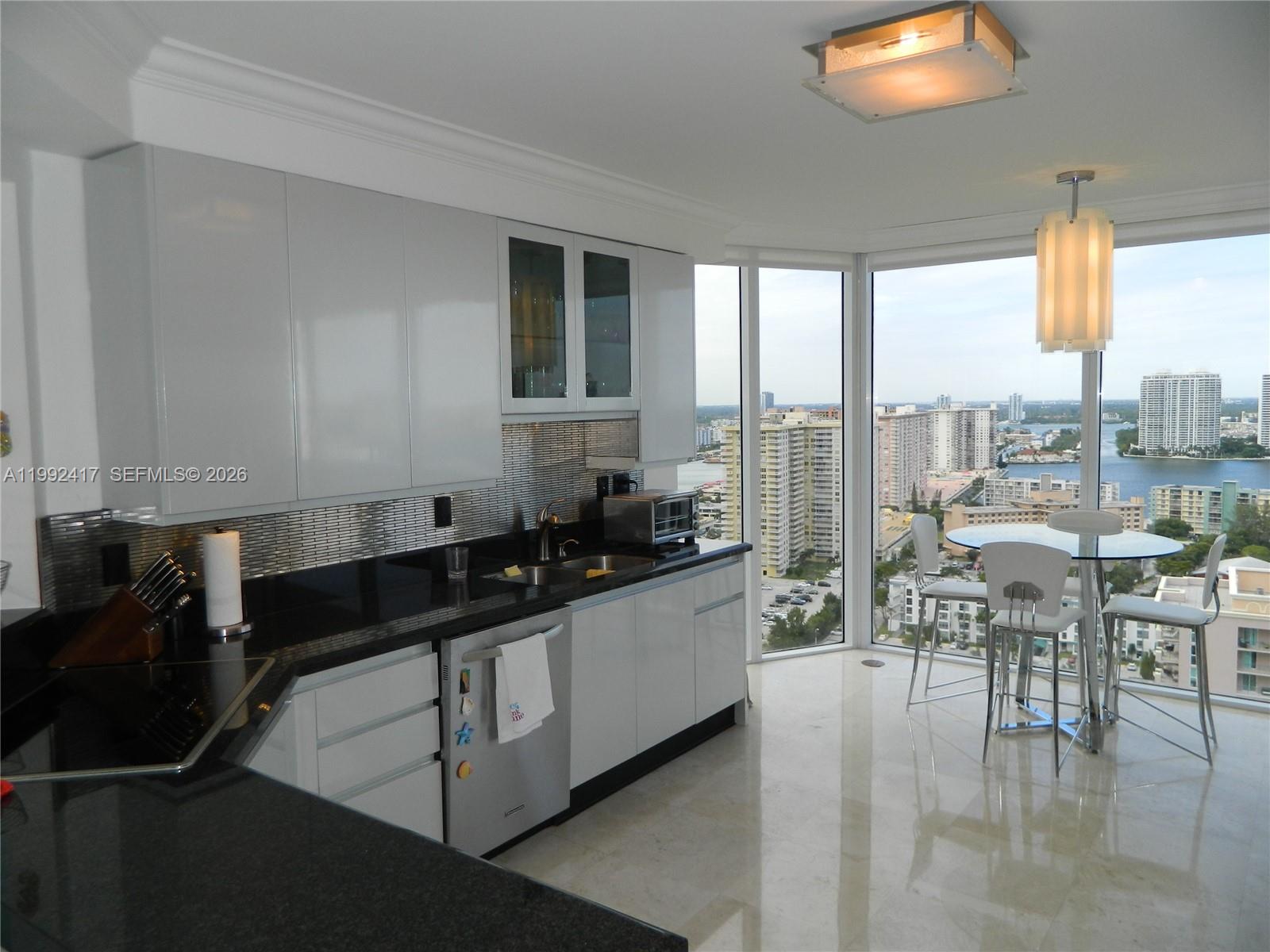 17555 Collins Avenue 2601 Property Photo 4
